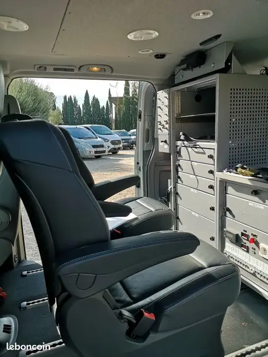 Mercedes-Benz Viano 2009 photo 5