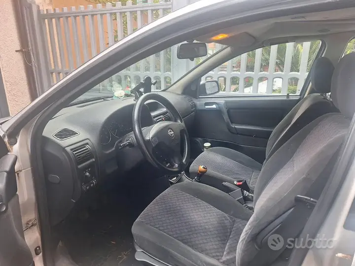Opel Astra 2002 photo 3