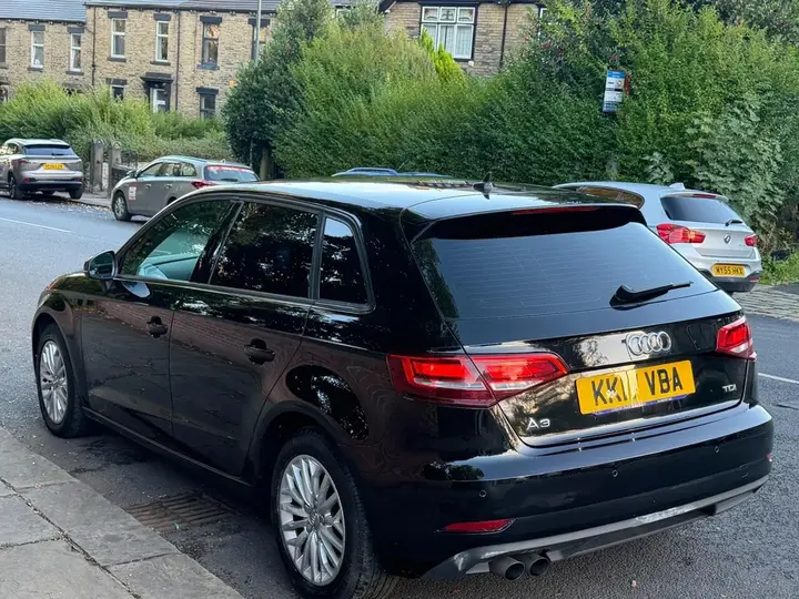 Audi A3 2017 photo 3