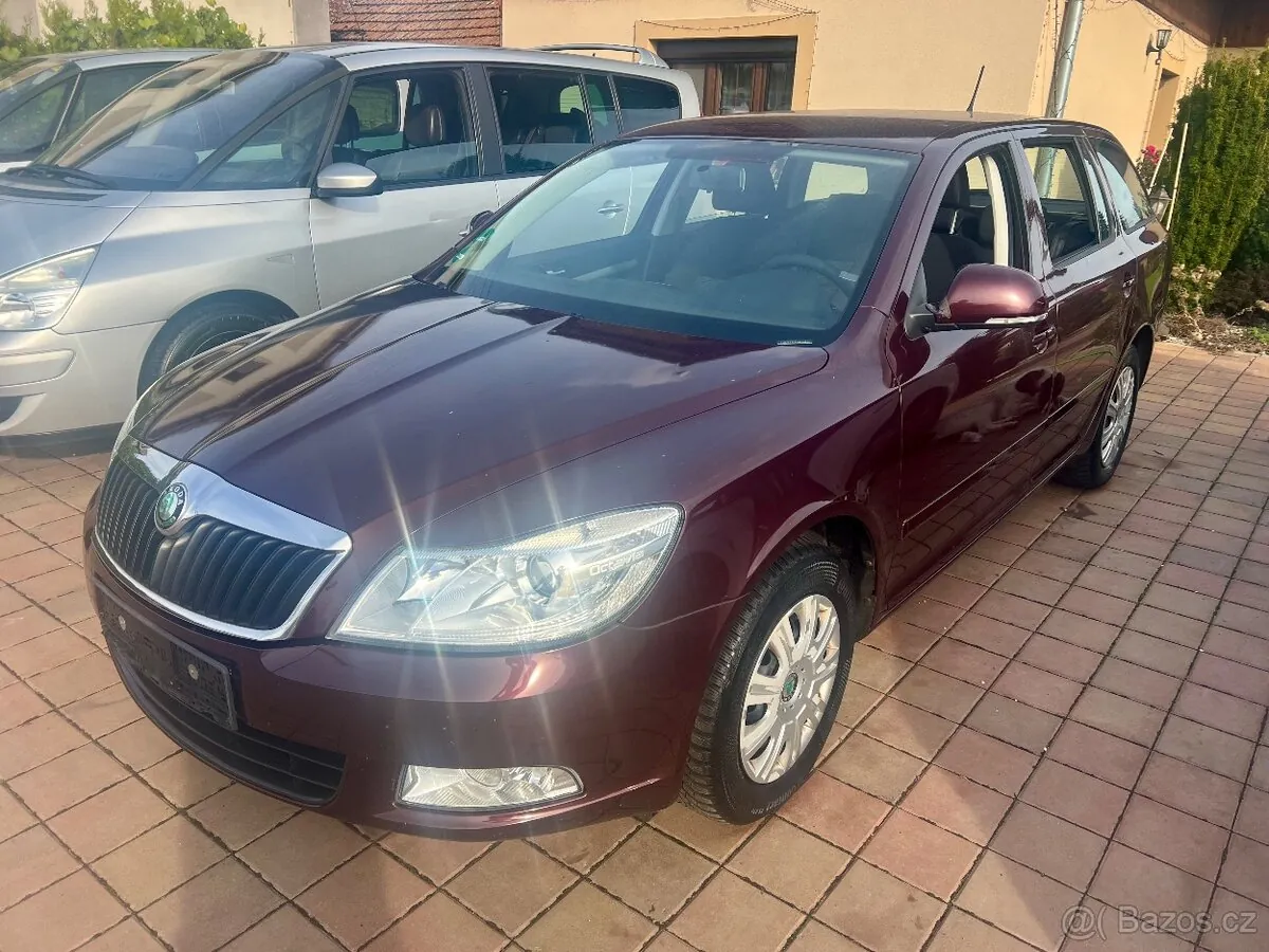 Skoda Octavia 2013 photo 3