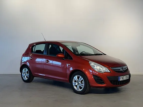 Opel Corsa 2013 photo 2