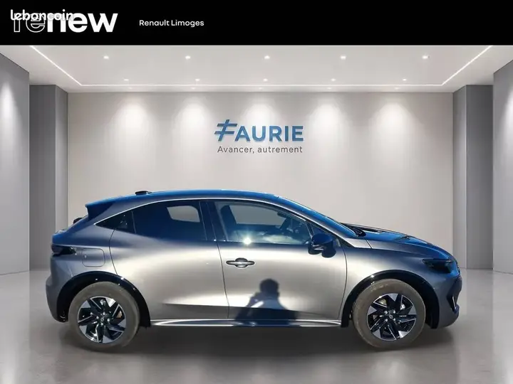 Renault Clio 2026 photo 4