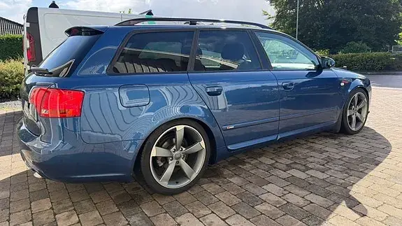 Audi A4 2007 photo 4