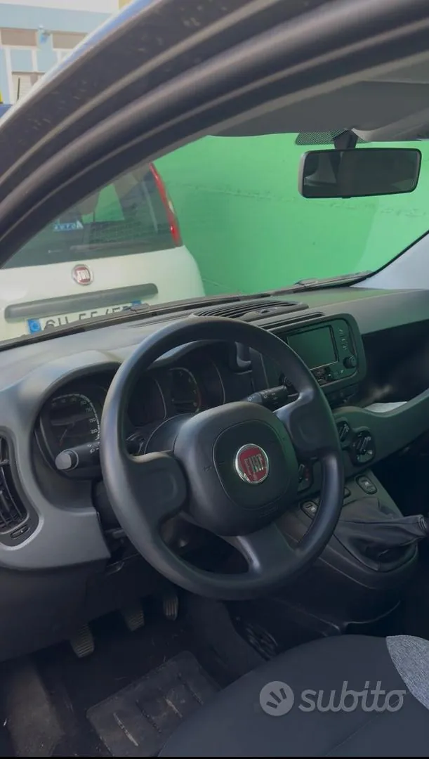 Fiat Panda 2023 photo 2