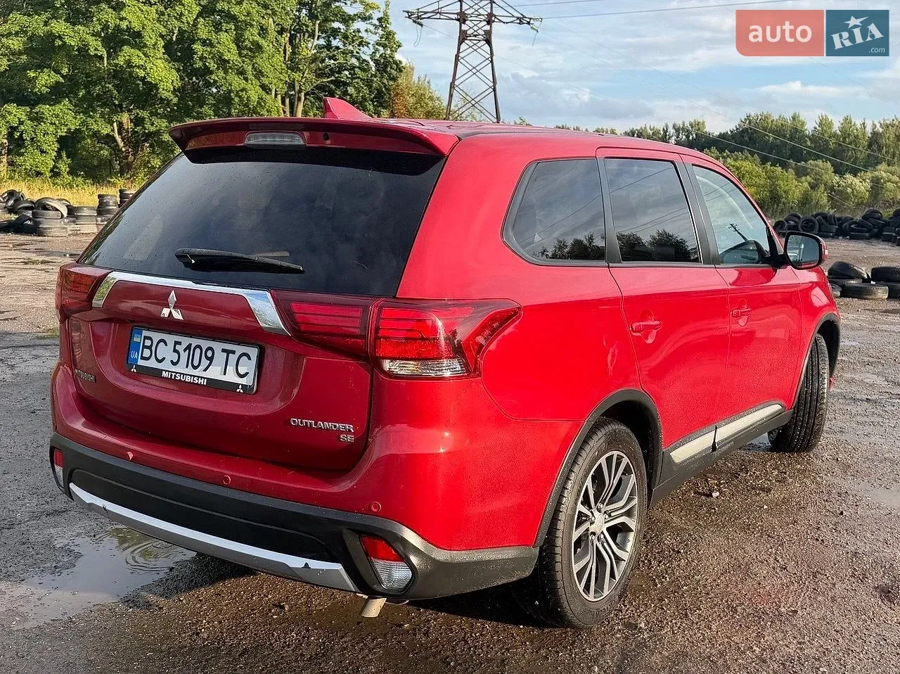 Mitsubishi Outlander 2017 photo 3