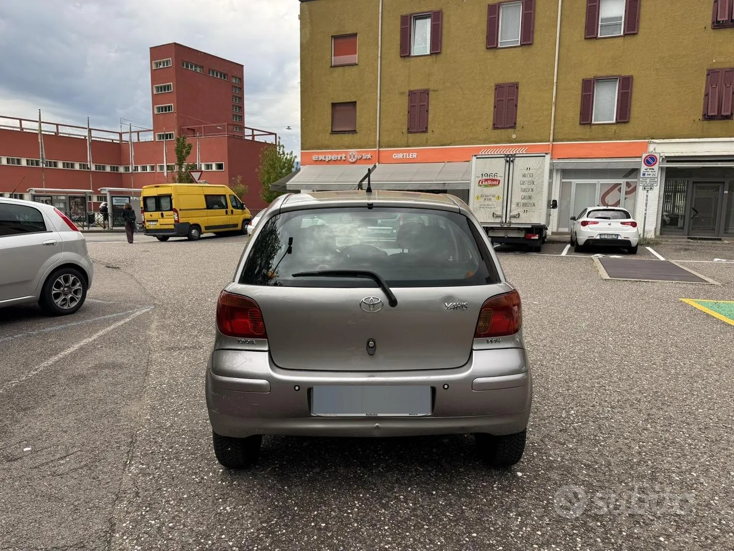 Toyota Yaris 2004 photo 4