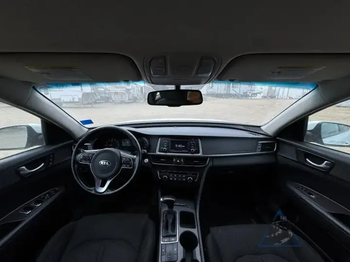 Kia Optima 2017 photo 5