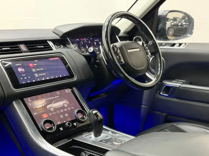 Land Rover Range Rover Sport 2018 photo 3