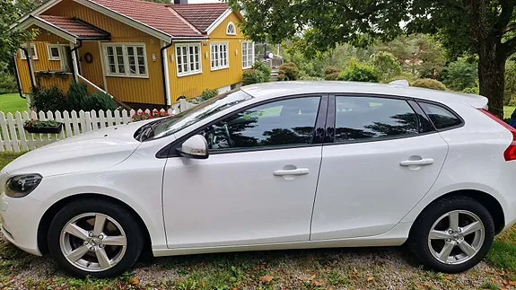 Volvo V40 2018 photo 3