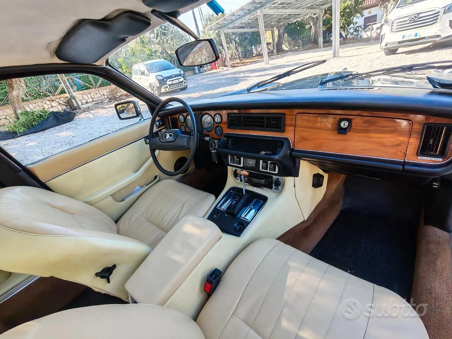 Jaguar Xj6 1980 photo 4