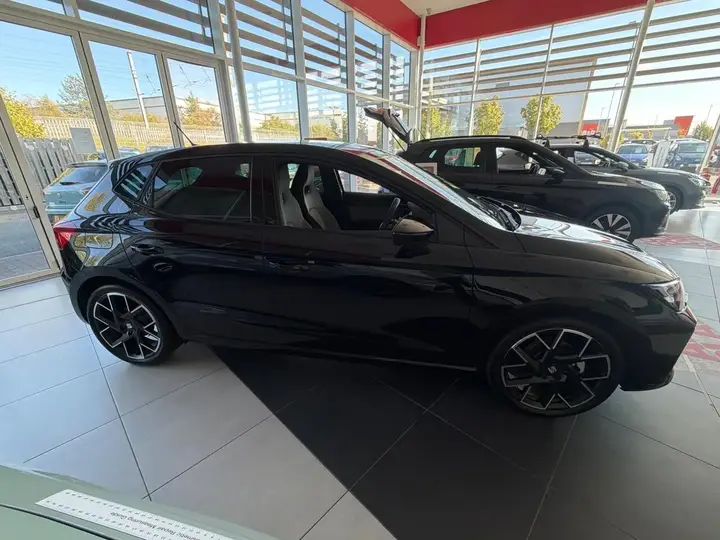 Seat Ibiza 2026 photo 2