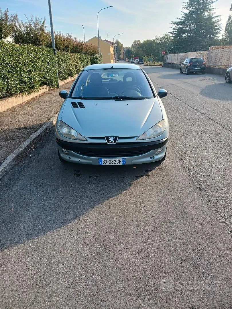 Peugeot 206 2001 photo 5