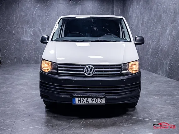 Volkswagen Transporter 2016 photo 2