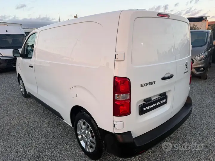 Peugeot Expert 2021 photo 5