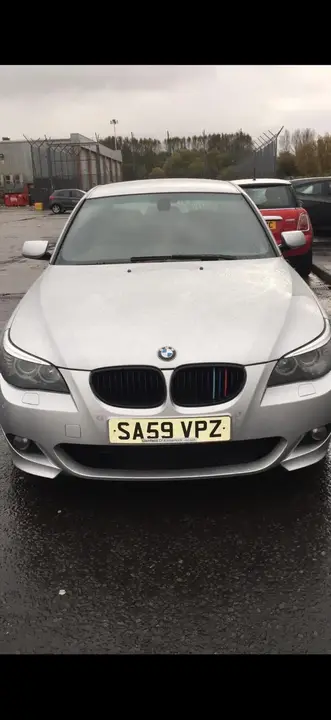 BMW 5 Series 2009 photo 2