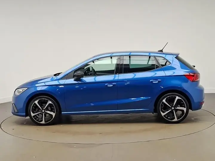 Seat Ibiza 2023 photo 4