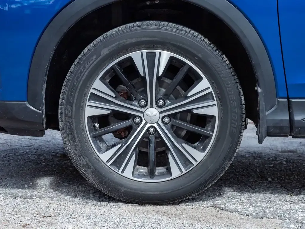 Mitsubishi Eclipse Cross 2018 photo 4