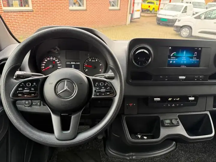 Mercedes-Benz Sprinter 2020 photo 3