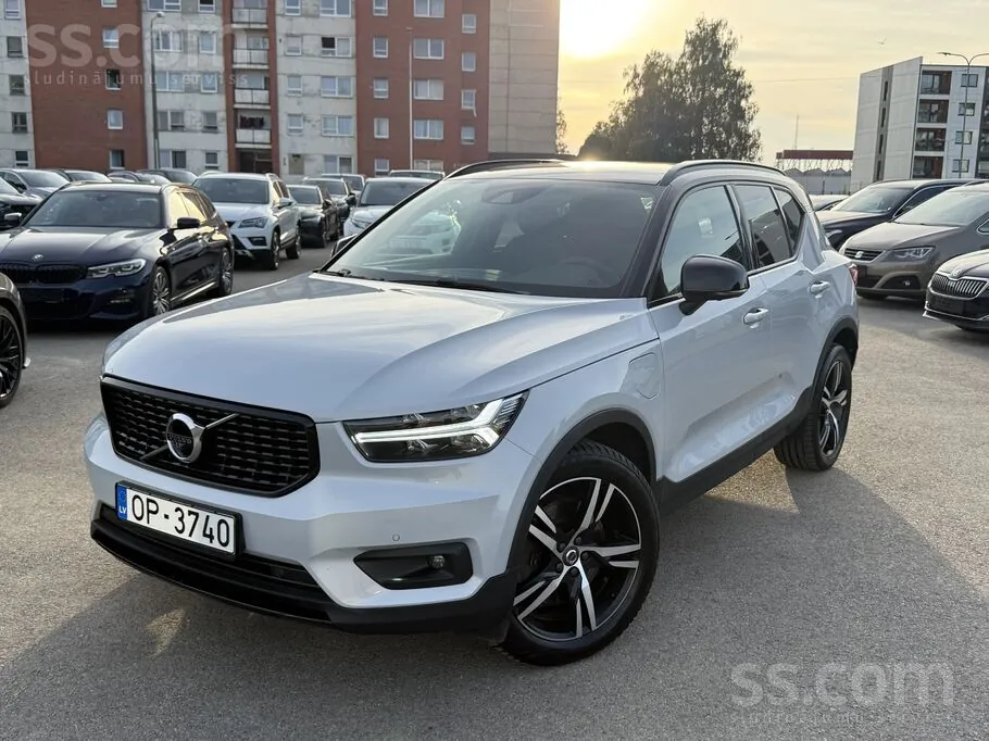 Volvo Xc40 2021 photo 2
