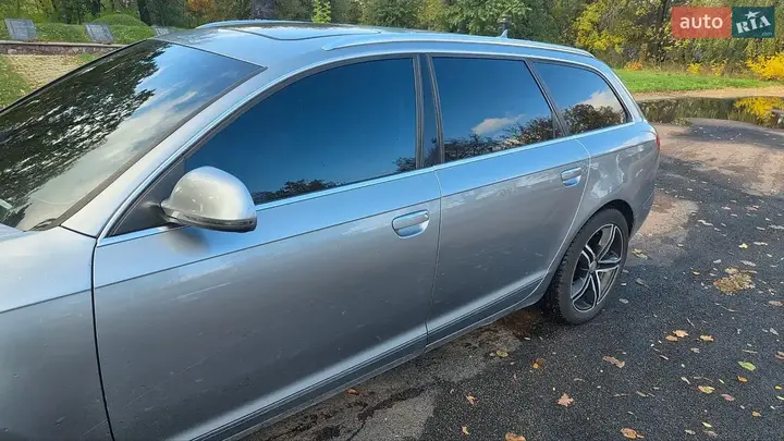 Audi A6 2010 photo 3