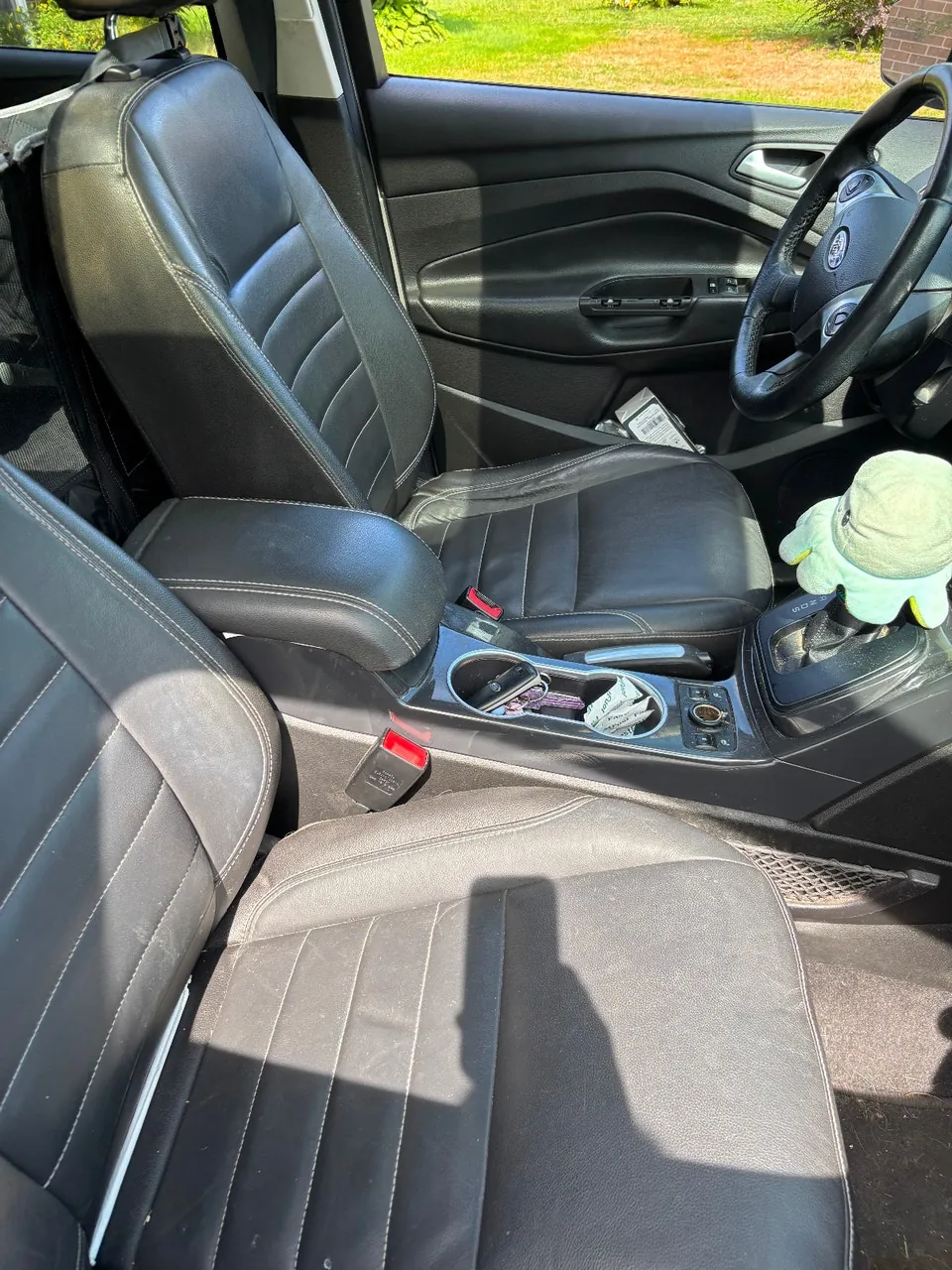 Ford Escape 2015 photo 2
