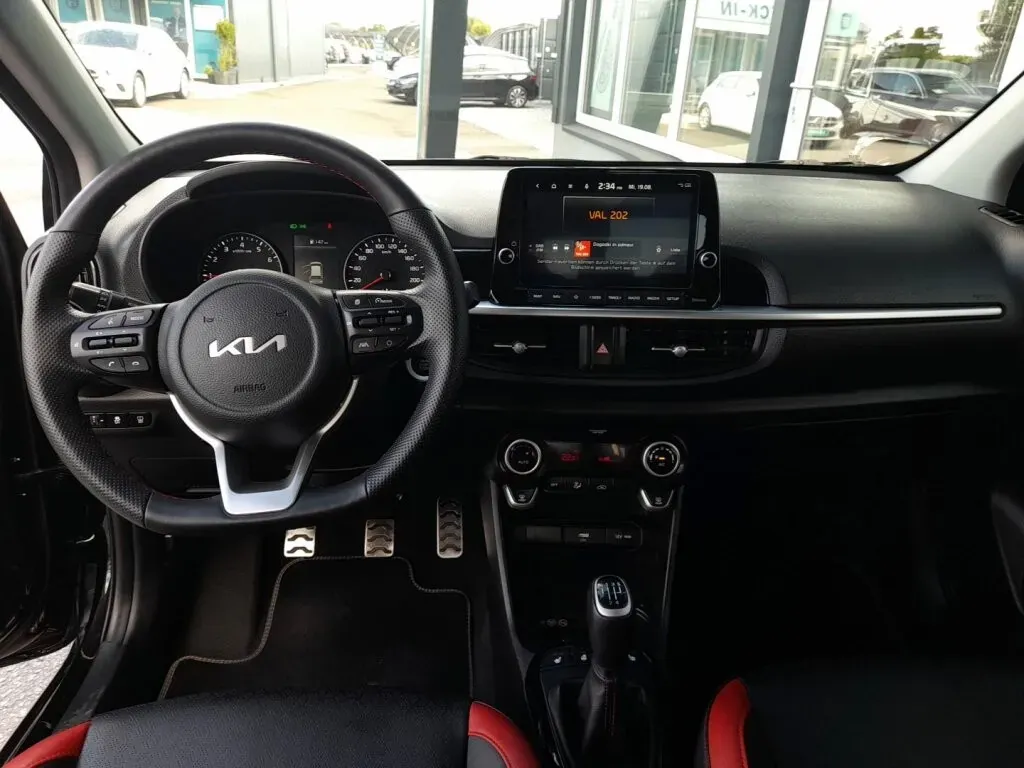 Kia Picanto 2023 photo 3