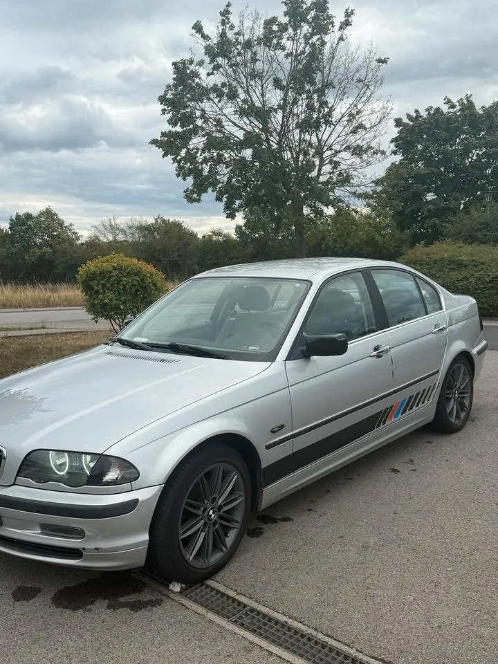 BMW E46 320I