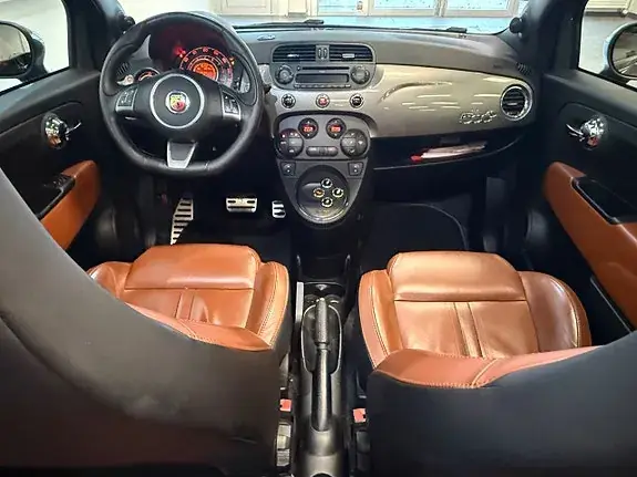 Abarth 500 2012 photo 5