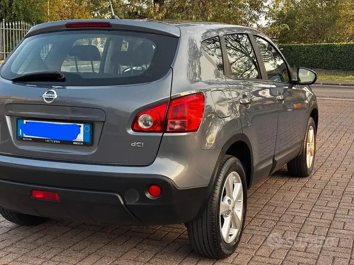 Nissan Qashqai 2009 photo 4