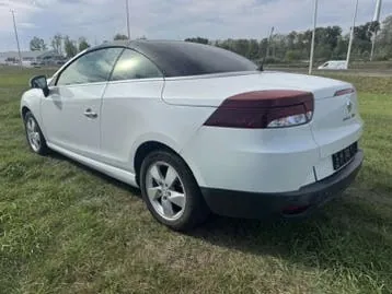 Renault Mégane 2012 photo 3