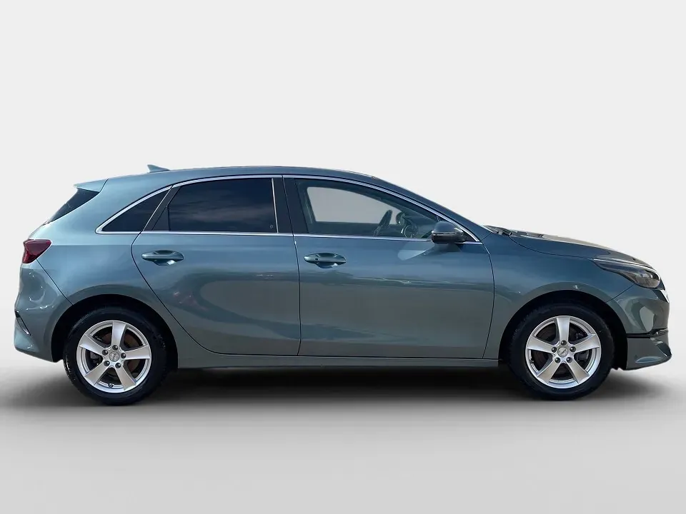 Kia Ceed 2024 photo 3