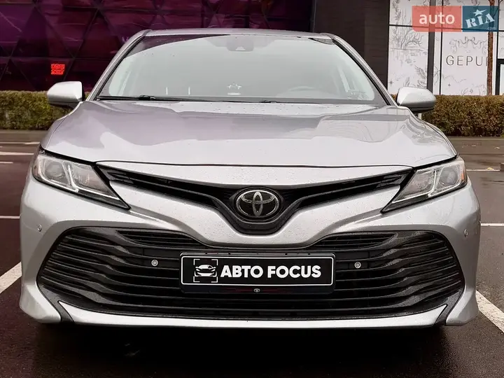 Toyota Camry 2019 photo 3
