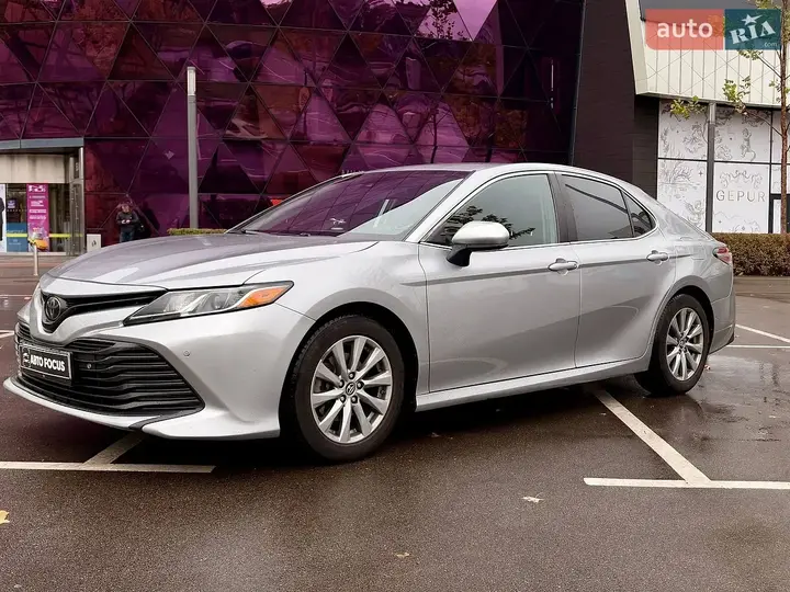 Toyota Camry 2019 photo 4