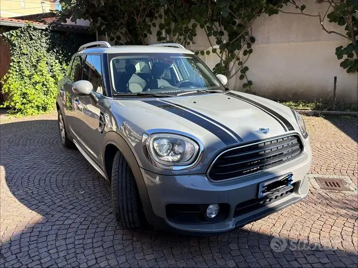 Mini Countryman 2017 photo 2
