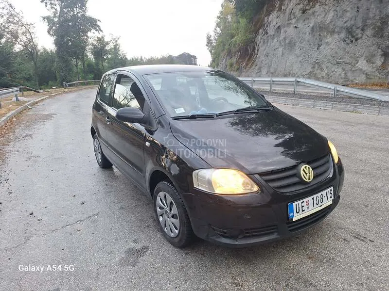 Volkswagen Fox 2008 photo 2