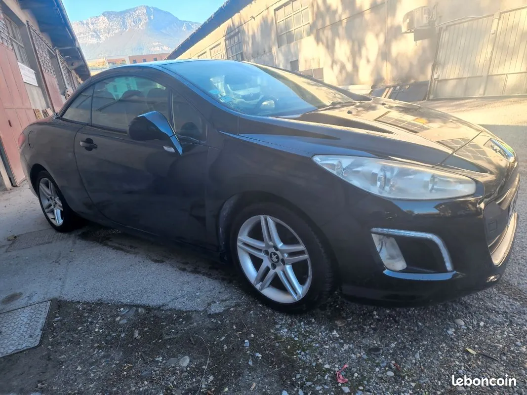 Peugeot 308 2012 photo 3