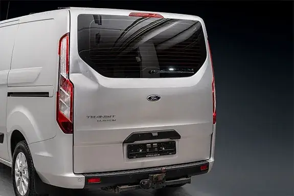 Ford Transit Custom 2023 photo 3