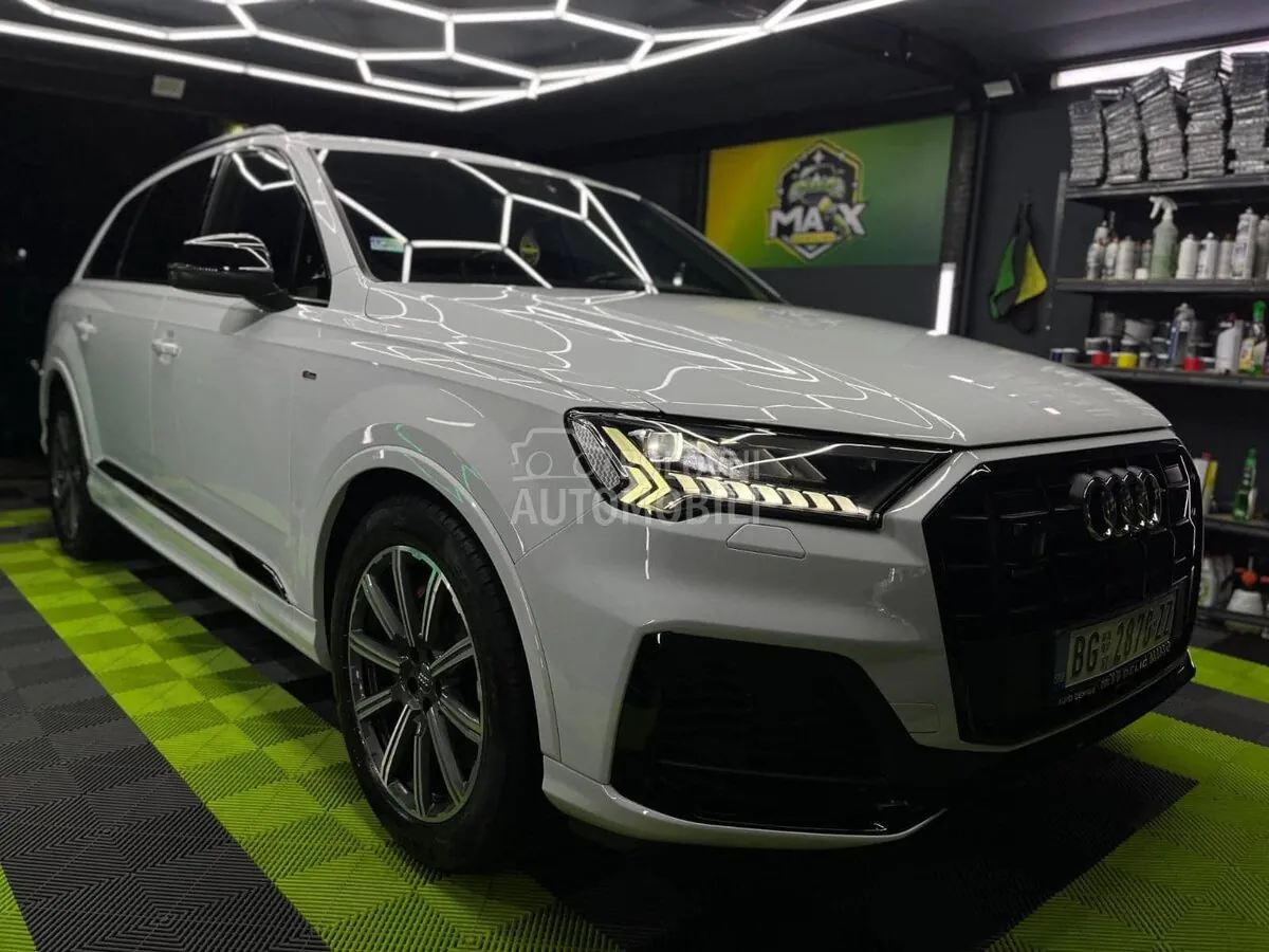 Audi Q7 2021 photo 3
