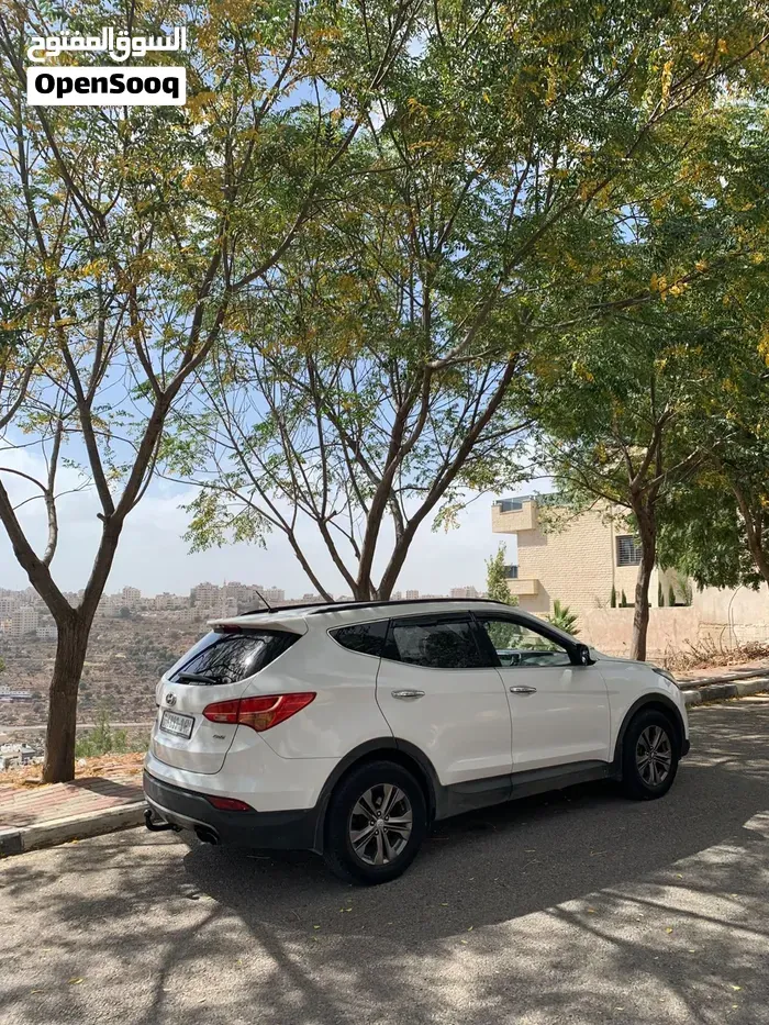 Hyundai Santa Fe 2013 photo 3