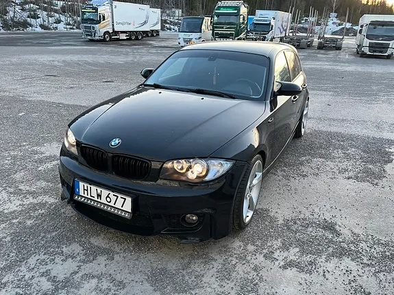 BMW 118D 2008 photo 4