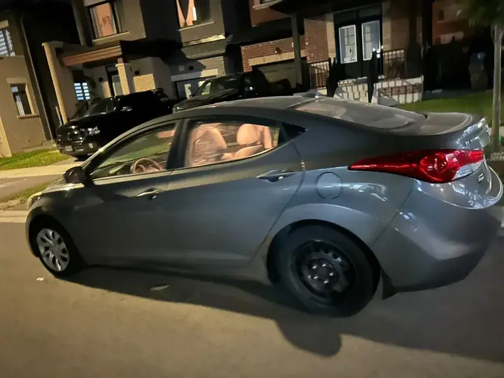 Hyundai Elantra 2012 photo 5