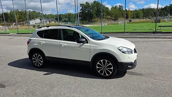 Nissan Qashqai 2013 photo 2