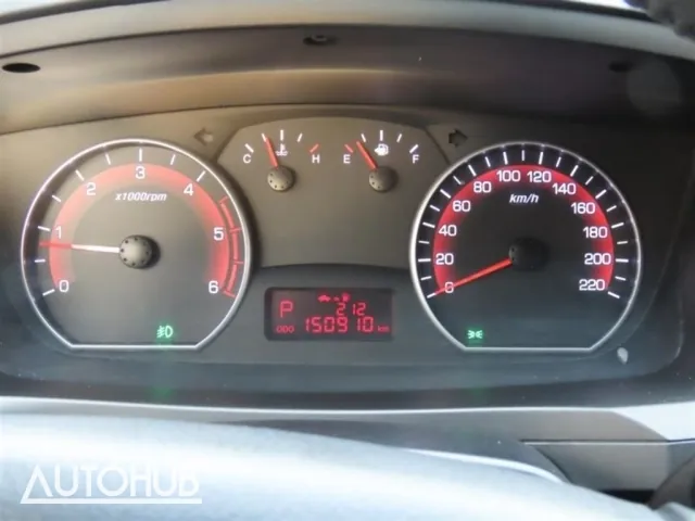 KG Mobility Korando 2013 photo 5