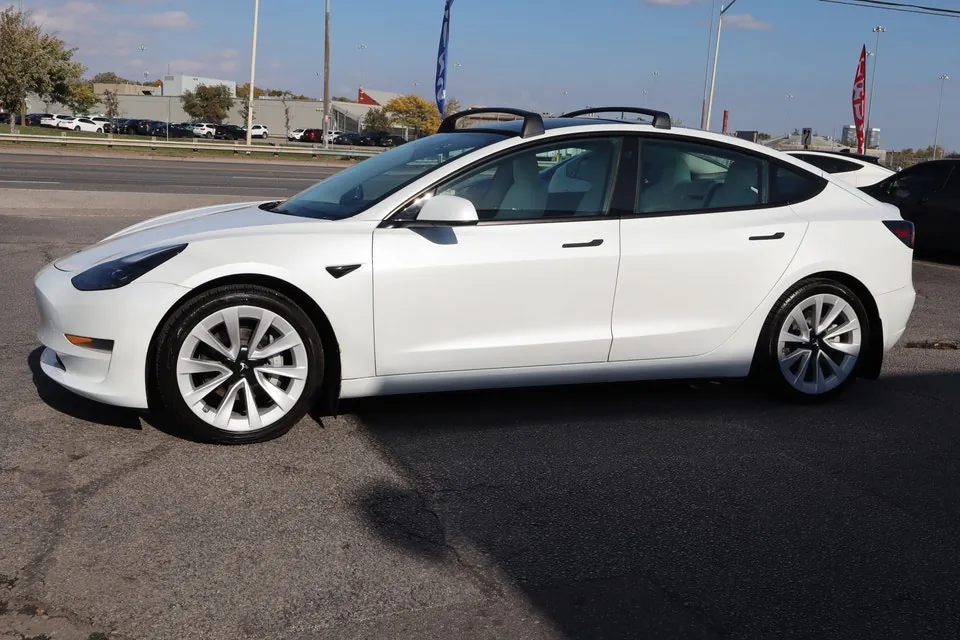 Tesla Model 3 2021 photo 4