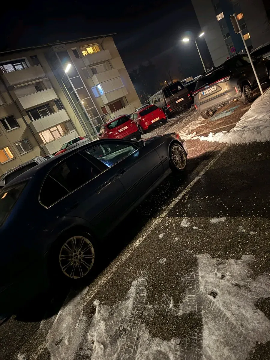 BMW 5 Series 2003 photo 3