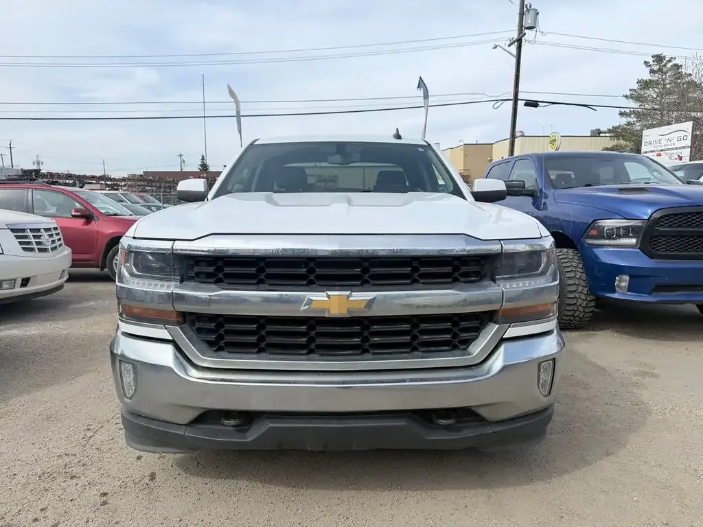 Chevrolet Silverado 1500 2018 photo 2