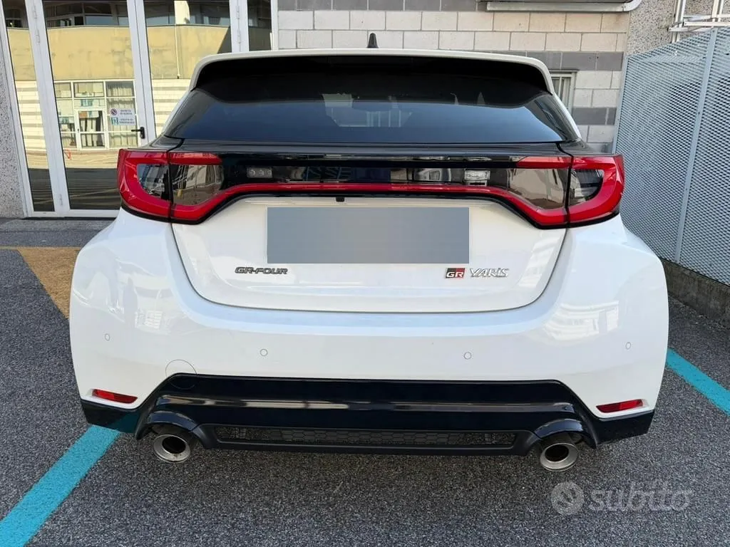 Toyota Yaris 2026 photo 2