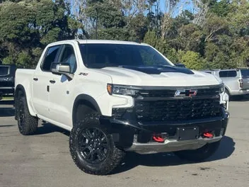 Chevrolet Silverado 2026 photo 2