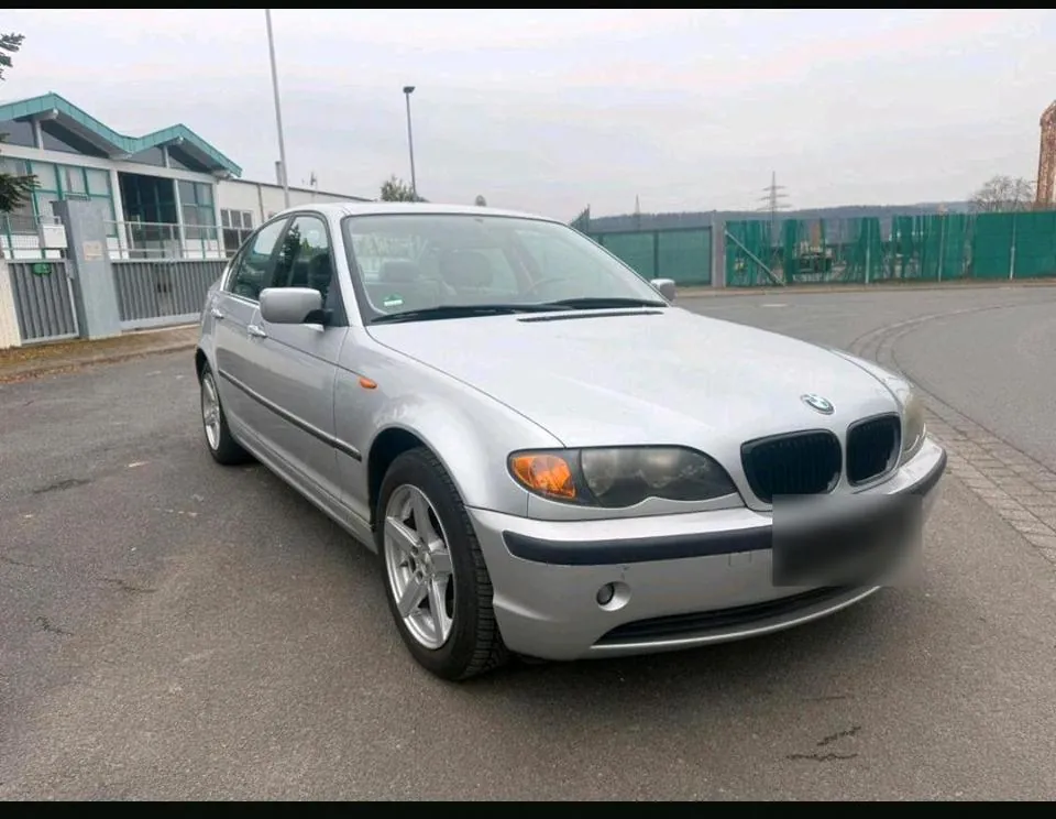 BMW 320I