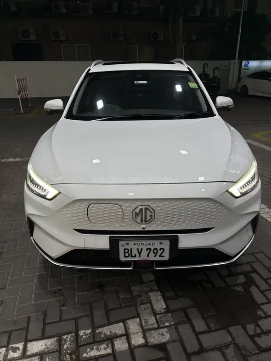 MG Zs Ev
